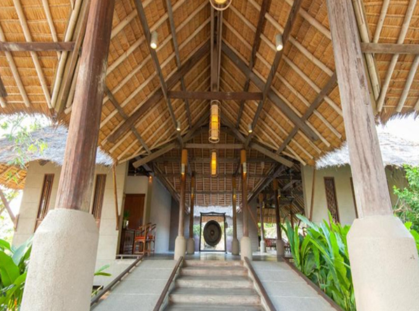 Guti Resort & Spa Hua Hin (By AKA)
บรรยากาศสงบเงียบวิว เป็นภูเขาแบบพาโนรามา พร้อมด้วยสิ่งอำนวยความสะดวกครบครัน