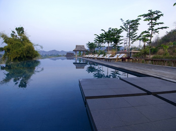 Guti Resort & Spa Hua Hin (By AKA) 
บรรยากาศสงบเงียบวิว เป็นภูเขาแบบพาโนรามา พร้อมด้วยสิ่งอำนวยความสะดวกครบครัน 